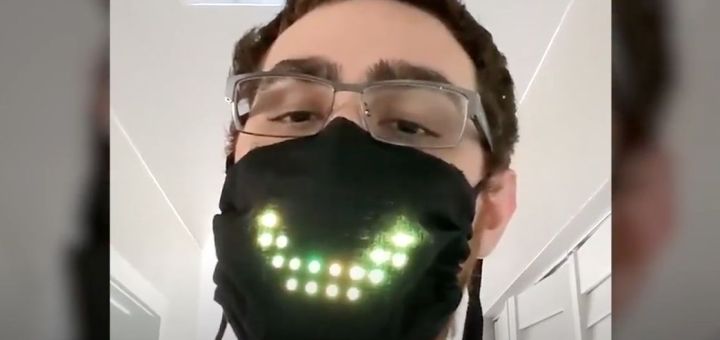 Bir Programcı, Konuşunca Hareket Eden LED’li Maske Geliştirdi