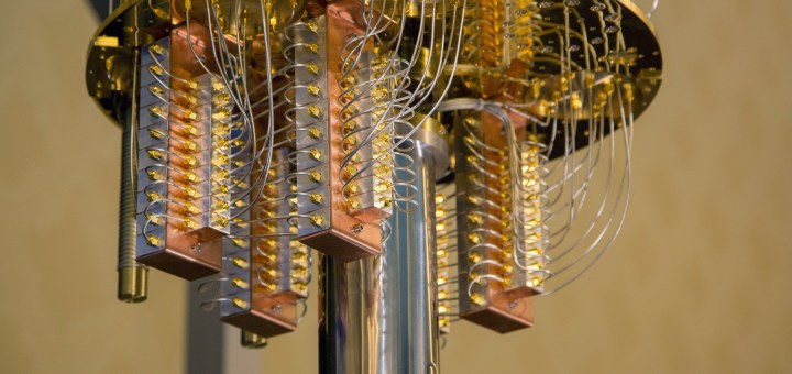 Kuantum Bilgisayarı Ölçeklendirmesi İçin Makine Öğrenimi